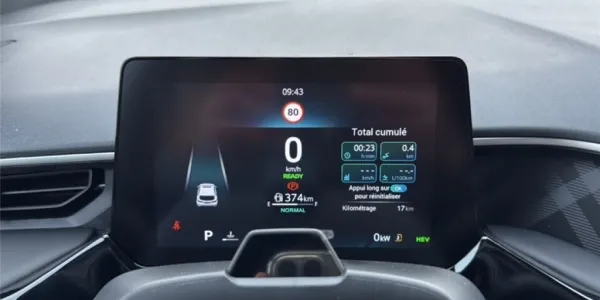 visuel - MG mg3 1.5 L HYBRID+ 195 CH Luxury