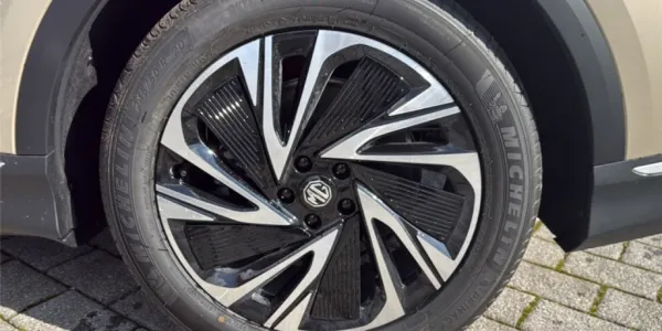 visuel - MG mgs6 EV Luxury