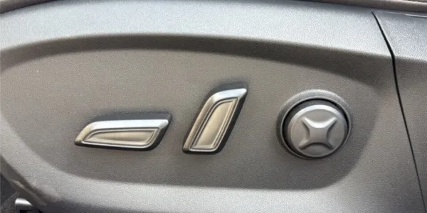 visuel - MG mgs6 EV Luxury