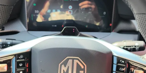 visuel - MG MG4 EV 64KWH - 140 KW Premium