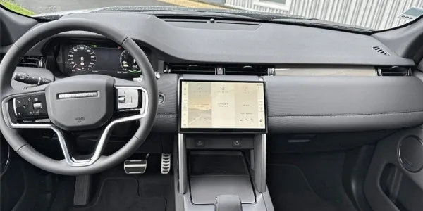 visuel - Land Rover Discovery Sport P300E PHEV AWD BVA Dynamic SE