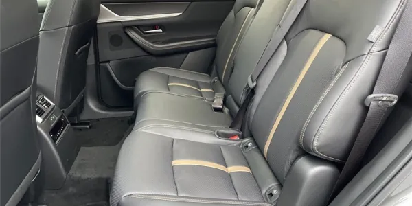 visuel - Mazda CX-80 2024 2.5L E-SKYACTIV PHEV 327 CH 4X4 BVA8 Homura Plus