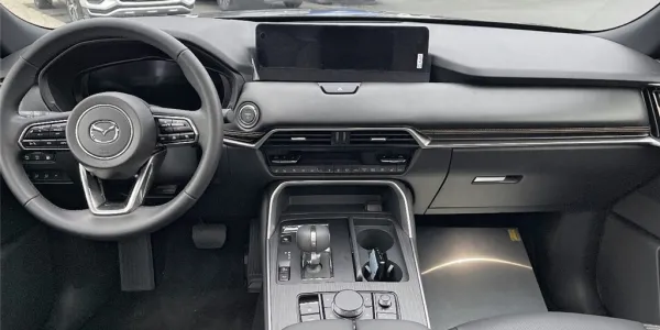 visuel - Mazda CX-80 2024 2.5L E-SKYACTIV PHEV 327 CH 4X4 BVA8 Homura Plus