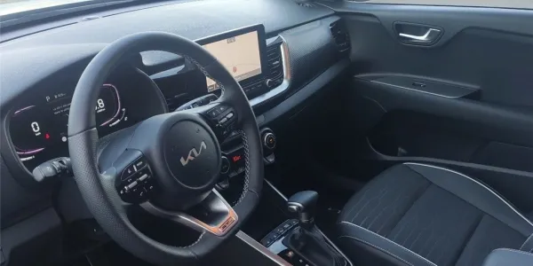 visuel - Kia Stonic 1.0 T-GDI 100 CH DCT7 GT Line