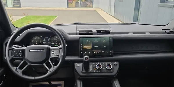 visuel - Land Rover Defender II 110 P300E PHEV BVA8 X-DYNAMIC HSE