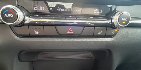 visuel - Mazda CX-30 2024 2.0L E-SKYACTIV G M HYBRID 150 CH 4X2 BVA6 Homura