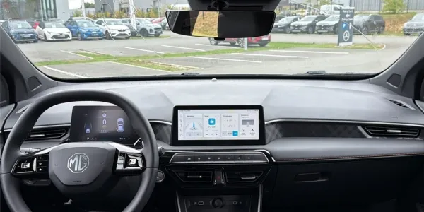 visuel - MG mg3 1.5 L HYBRID+ 195 CH Luxury