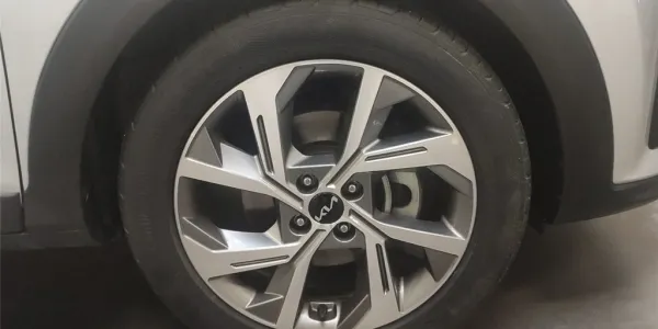 visuel - Kia Stonic 1.0 T-GDI 100 CH DCT7 GT-line