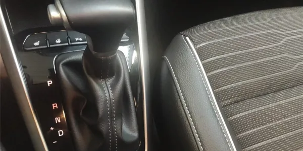 visuel - Kia Stonic 1.0 T-GDI 100 CH DCT7 GT-line